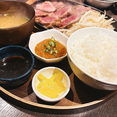コマツバラファーム 牛ロースのステーキ定食